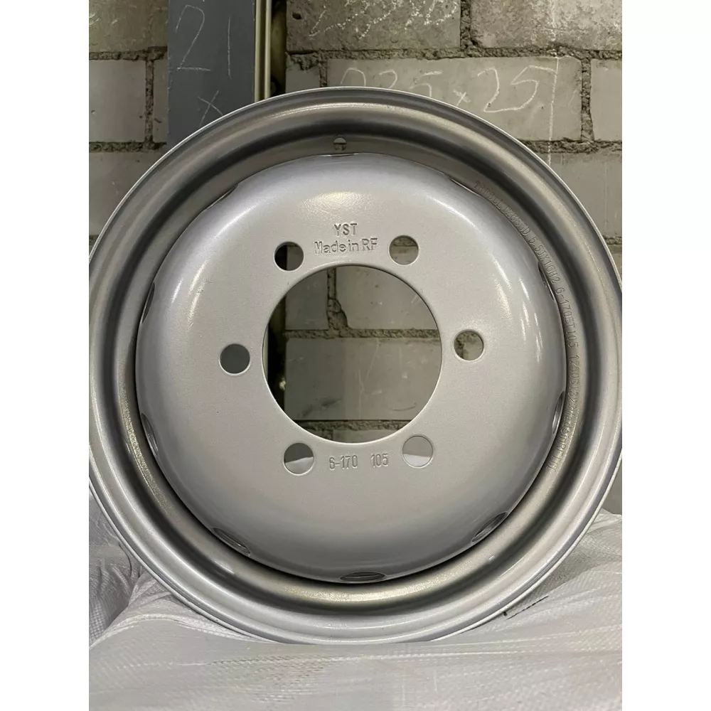 Диск 5,50х16  TREBL ET-105 PCD 6x170 D 130 в Богдановиче